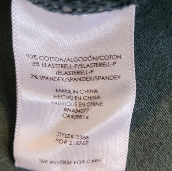 CAbi Zip Skinny Moto Jeans - Size 4 - Picture 11 of 11